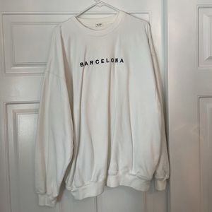 brandy melville barcelona sweatshirt
